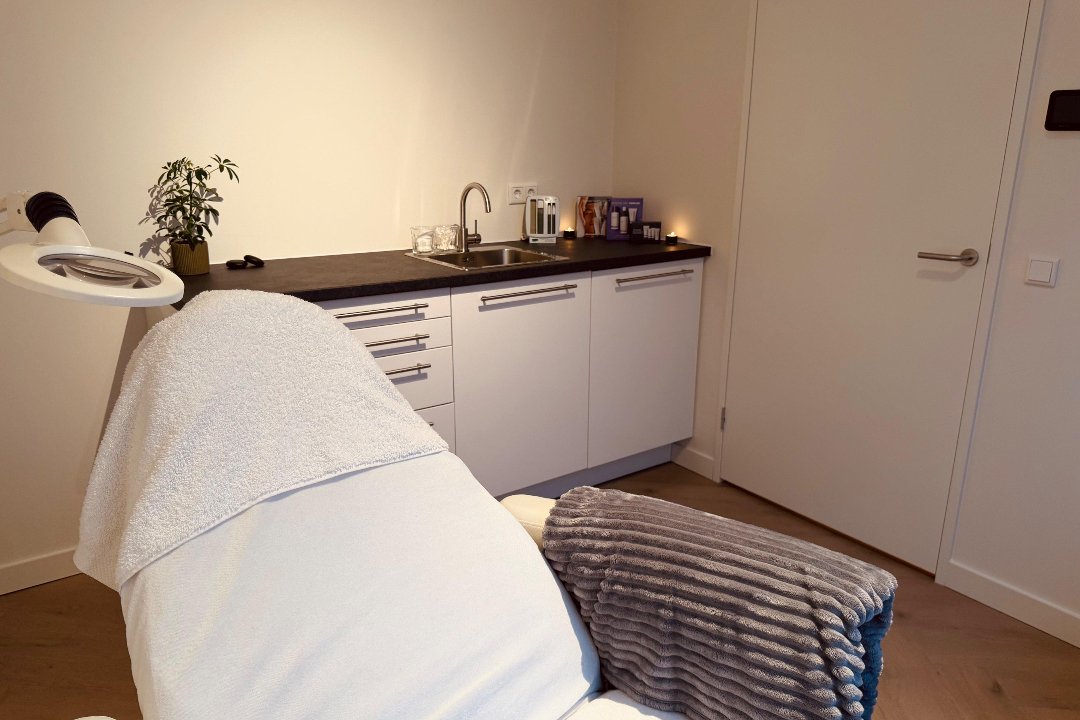 Huidverbetering bij Britt, Edisonplein, Breda