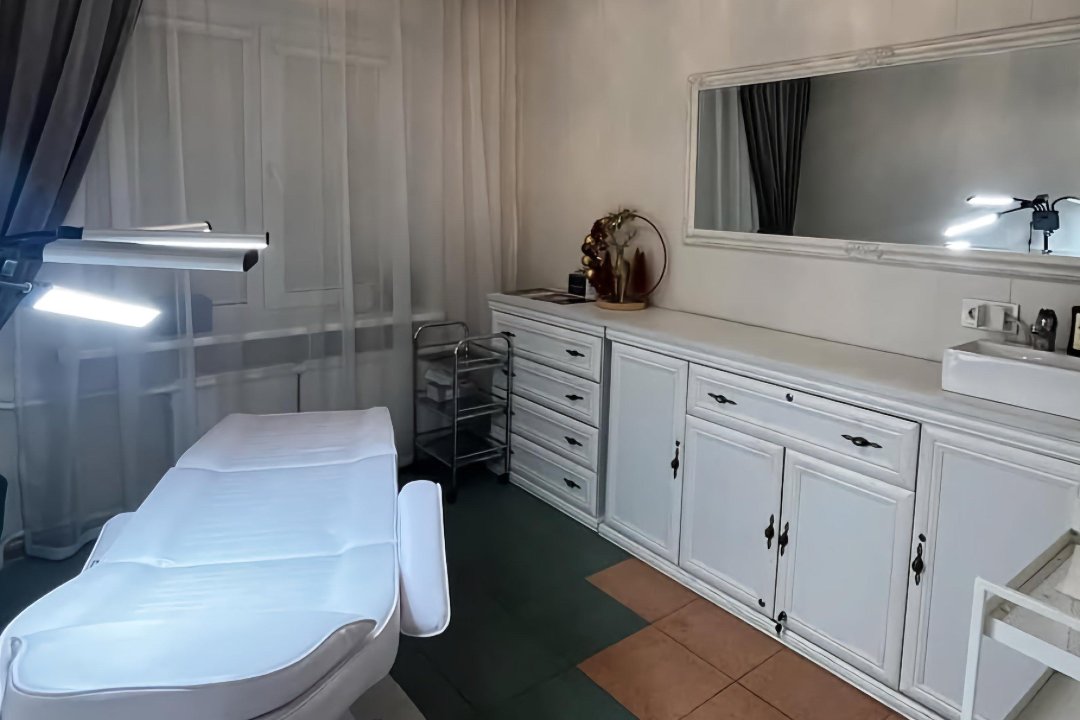 Elara Daura, Eiguliai, Kaunas