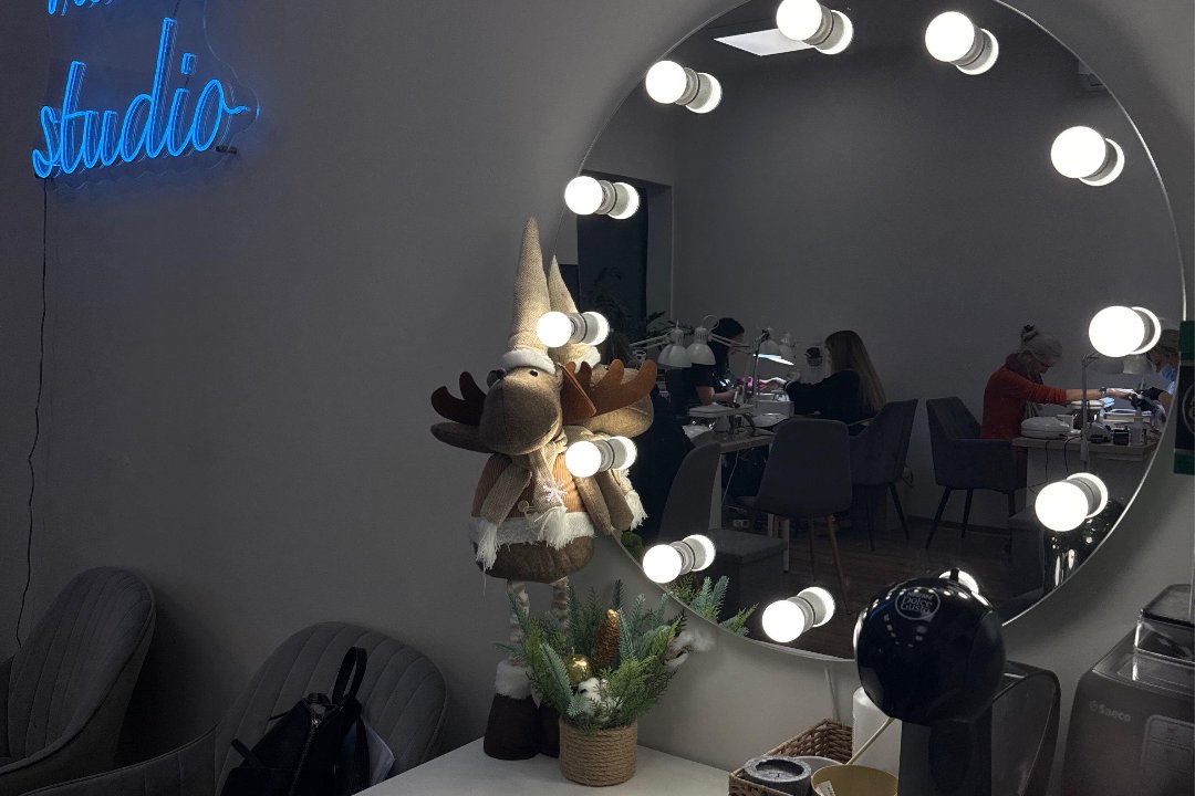 BALANIUK Nails Studio, Centras, Klaipeda