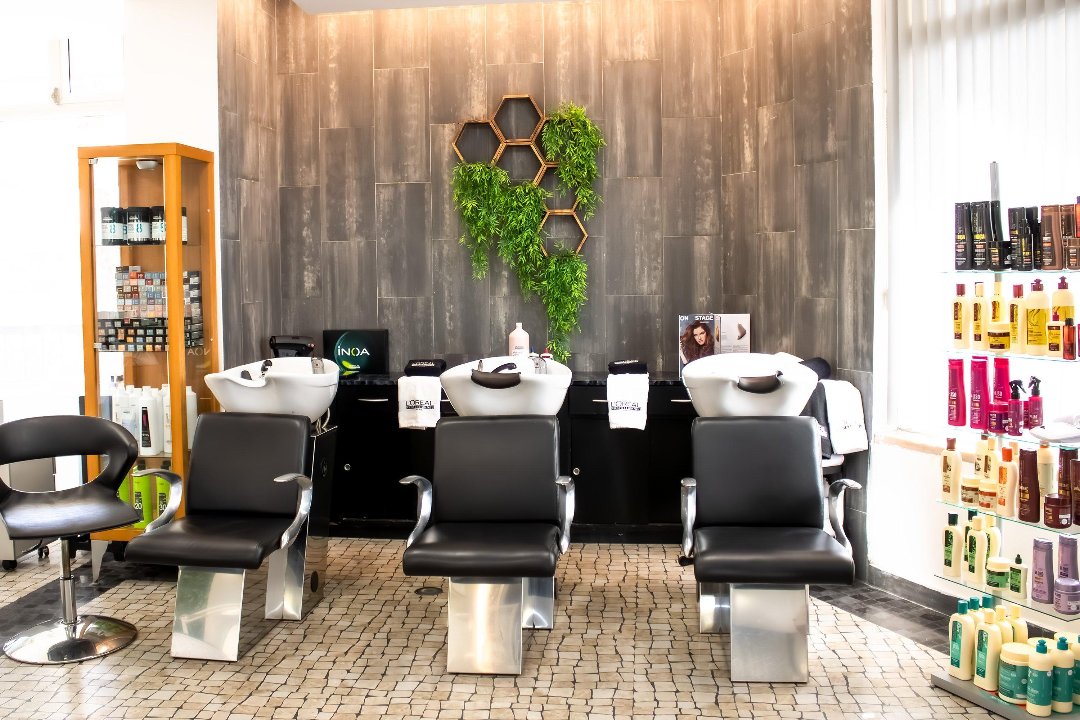 Blessed Cabeleireiros, Amadora