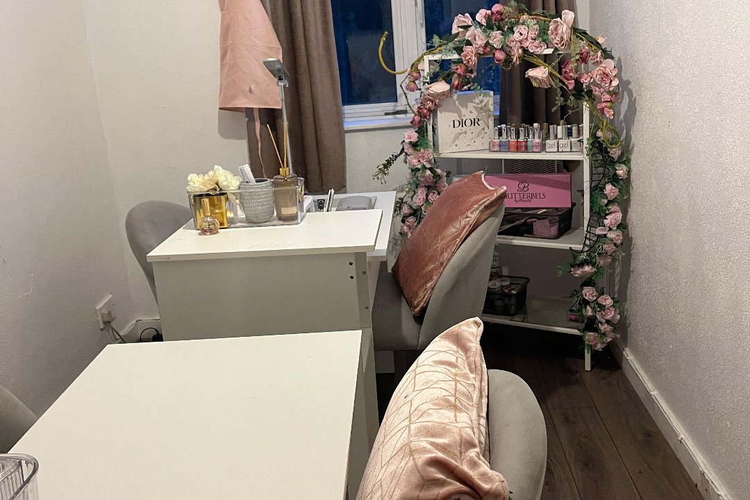 Dreamdollnails, Saint John's, London