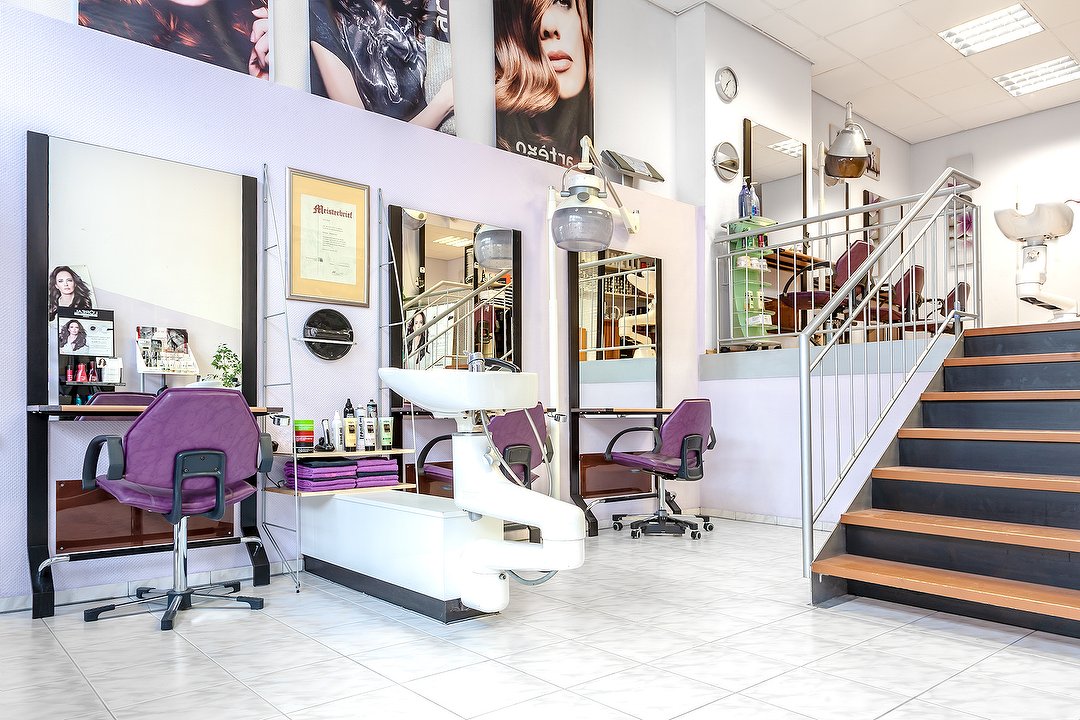 Aylin Hairstyling Friseur In Mulheim Koln Treatwell