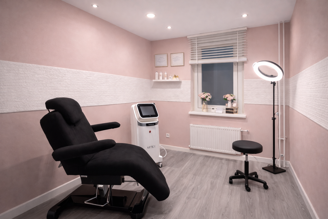 IceGlow Laser Clinic, Laaktheater, The Hague