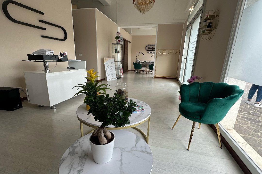 SL Istituto di Bellezza, Montichiari, Lombardia