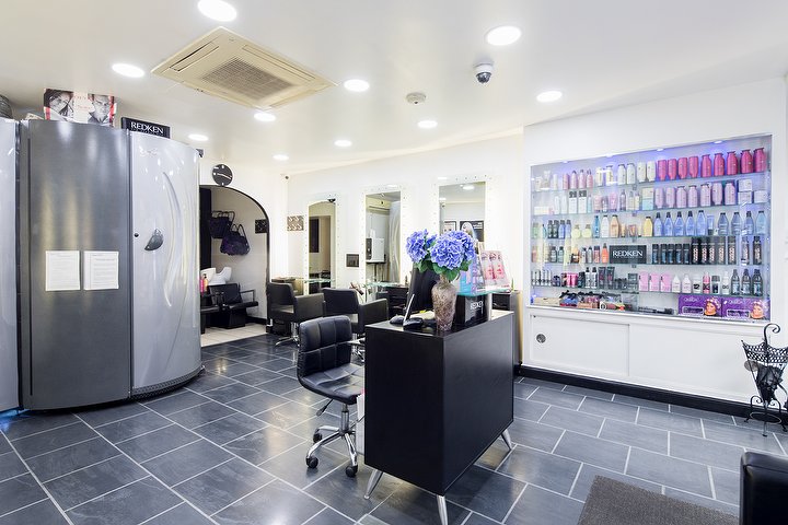 Lux Studio - Bow | Hair Salon in Bow, London - Treatwell