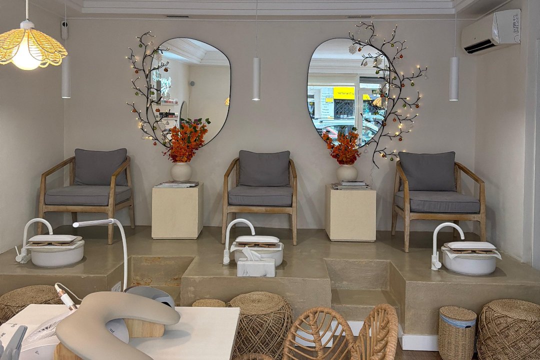 Nudii Nails, Puig Manyà, Baleares