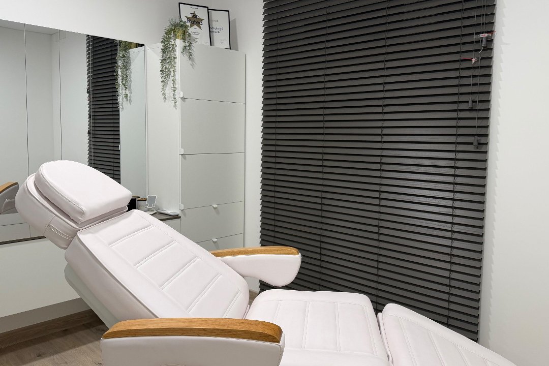 Kosmetologė BaGintarė. BA.ELLE grožio studija, Vilkpede, Vilnius