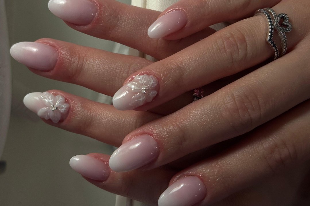 Ladalux Nagelstudio, 16. Bezirk, Wien