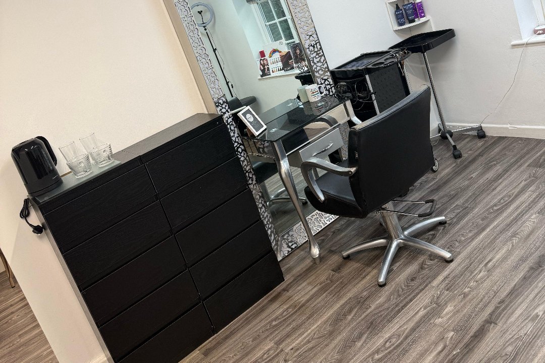 Bows Hair studio, Chapel Allerton, Leeds