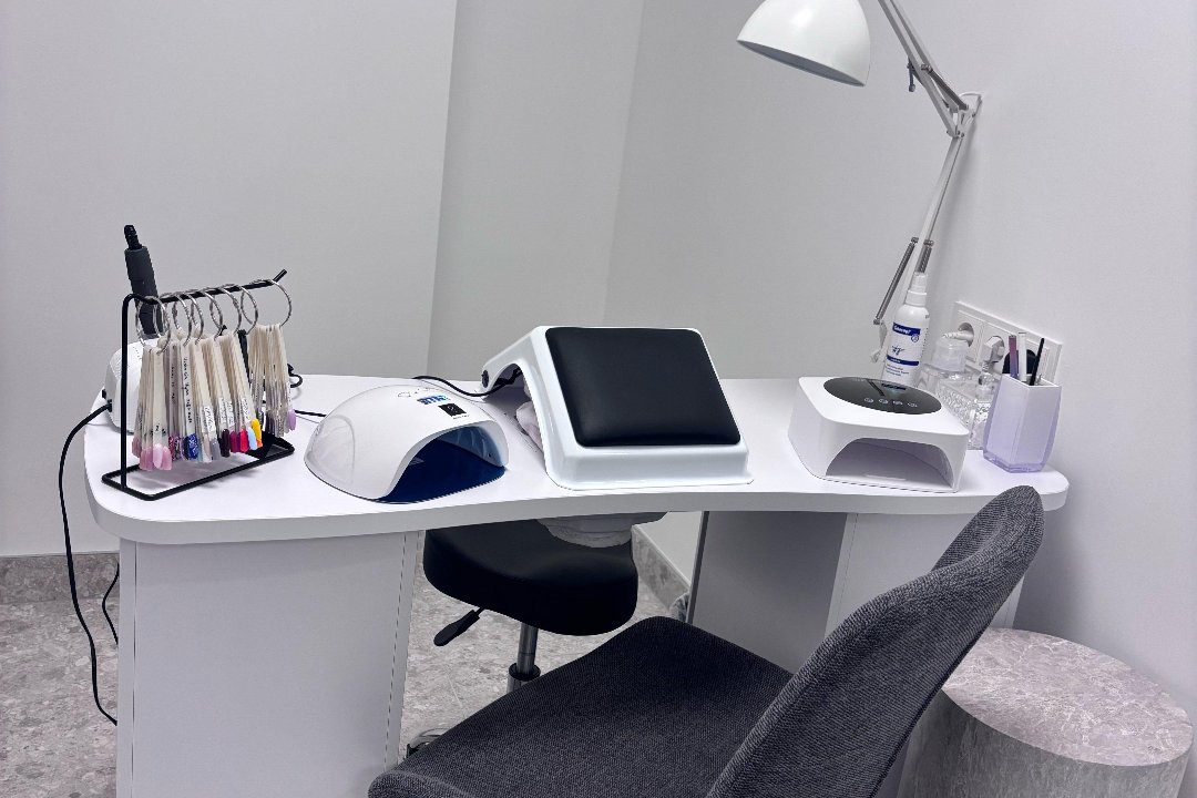 Nagų meistrė Katerina, Justiniškes, Vilnius