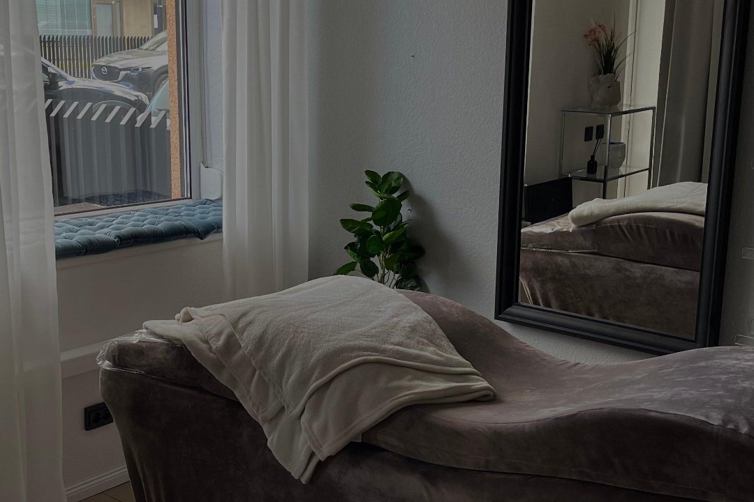 Juste Lash Artist, Vite, Klaipeda