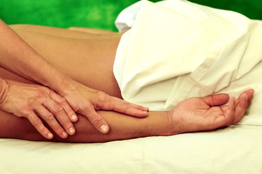 Körpertherapie Petra Hillbricht – Tiefengewebsmassage, Moabit, Berlin