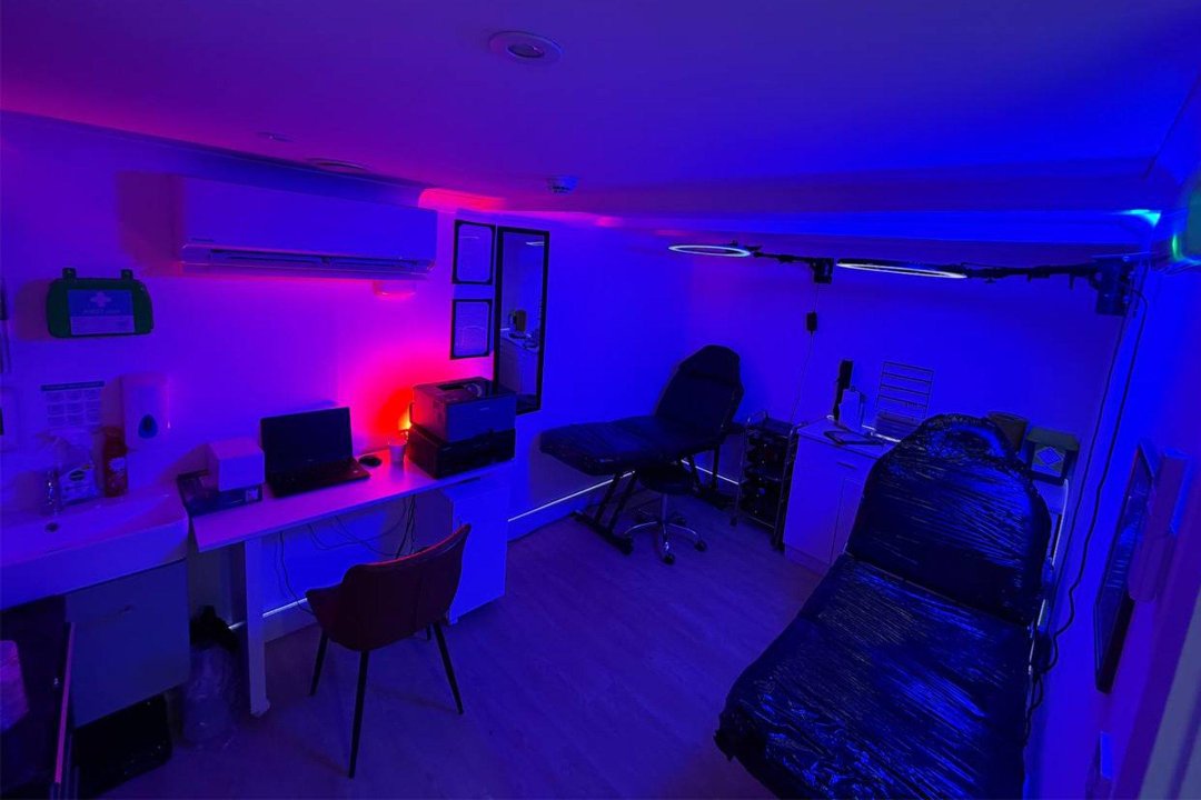 k, Cricklewood, London