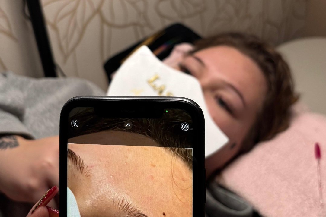 SB Sisters Beauty (Lilian Hairartist), Schöneberg, Berlin