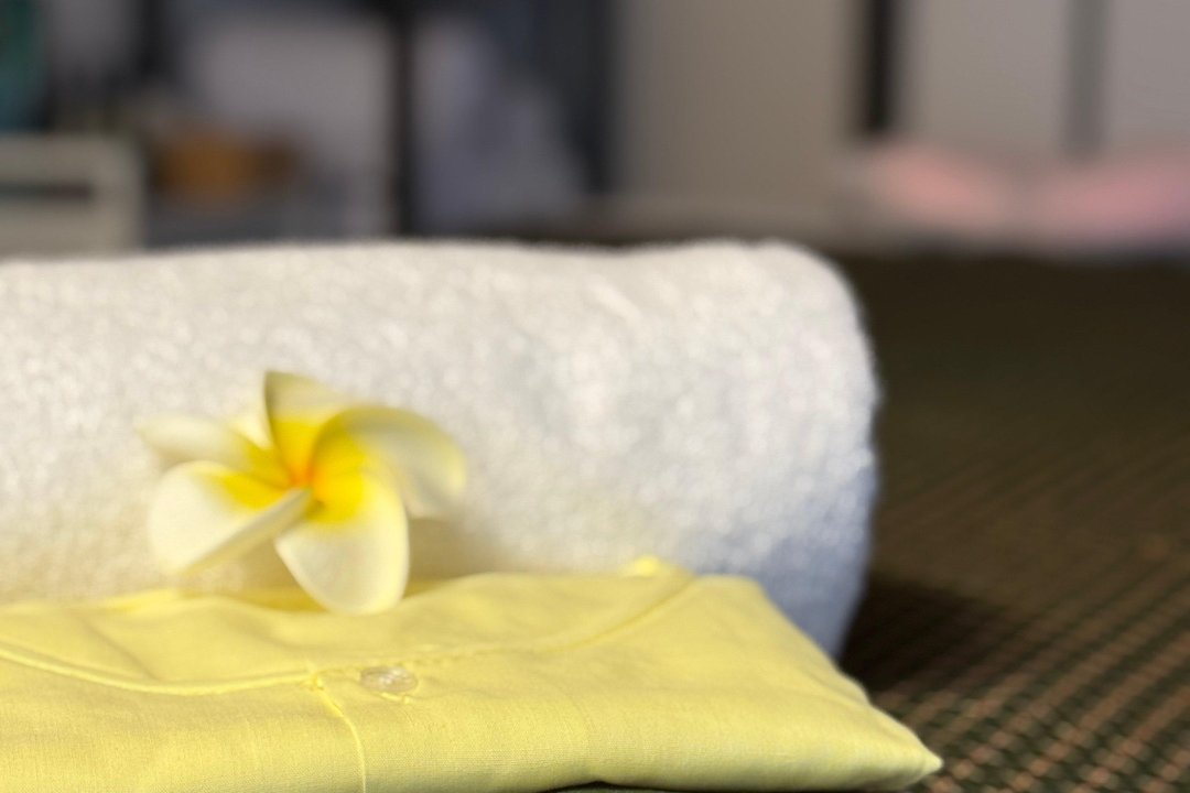 The Massage by Nachita ( Krankenkasse anerkannt), Hirslanden, Zürich