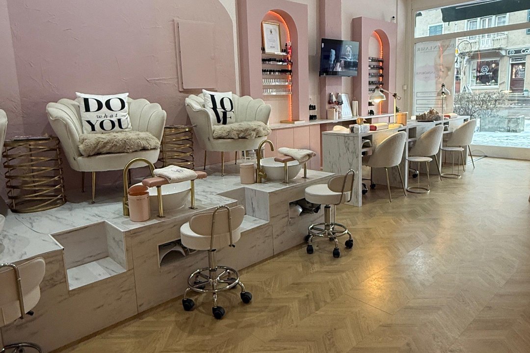 Valery Nail Studio, Dietikon