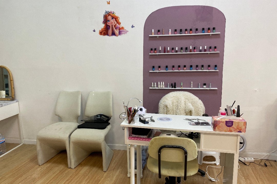 Thayene Camões - Estética, Caneças