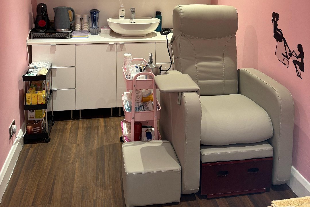 Milita's Nails at Samantha James, Redhill, Surrey