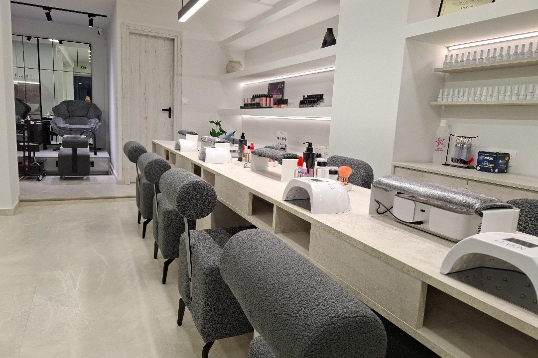 Thetis Nails Atelier, Kentro Athinas, Αθήνα