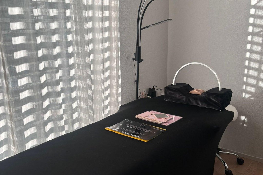 Bella Lashes by  Simona, Beringen