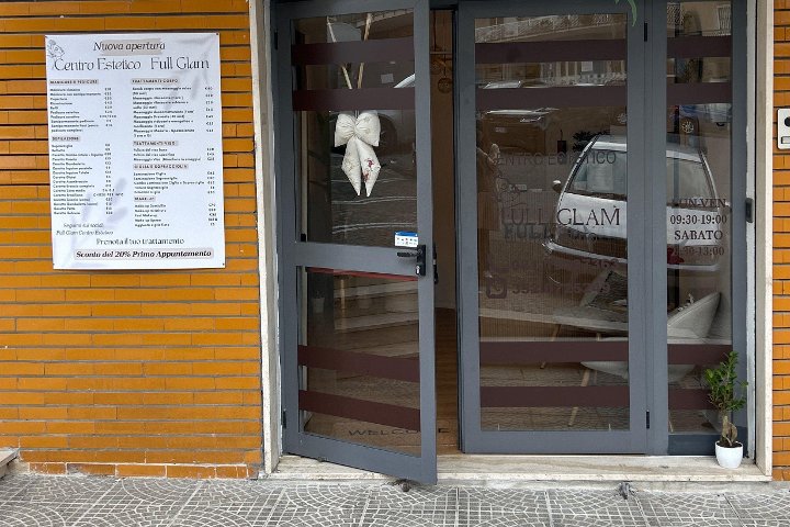 Centro Estetico Full Glam di Rita Caputo - Épilation Napoli NA - Photo de galerie - OneBooking