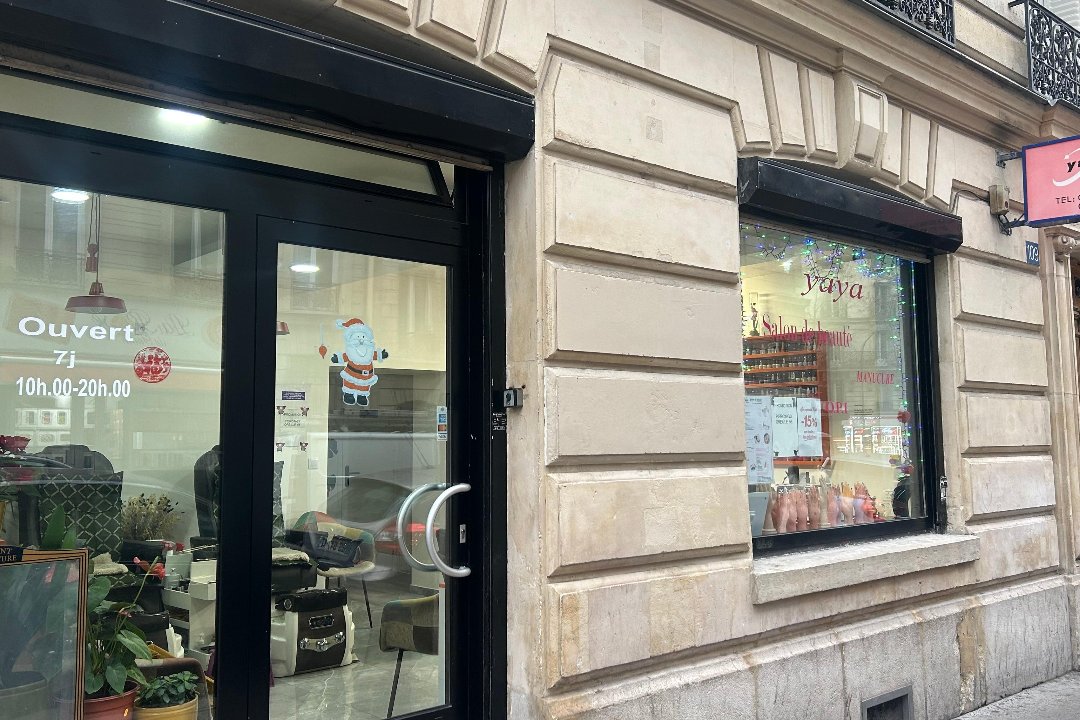 Yaya salon beaute nail 75018, Goutte d'Or, Paris