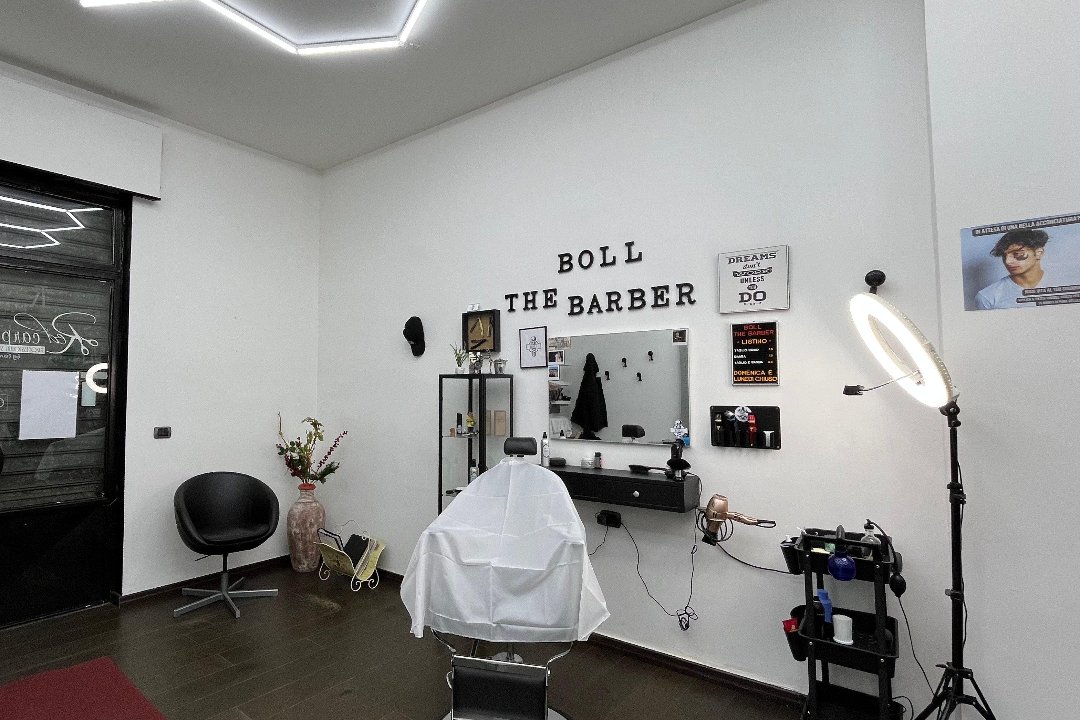 Boll the Barber, Metro Precotto, Milano