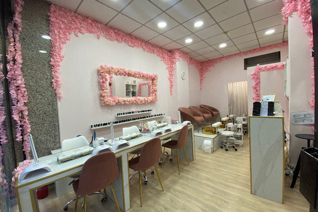 Love Nails & More Egnatia, Kentro Thessalonikis, Θεσσαλονίκη