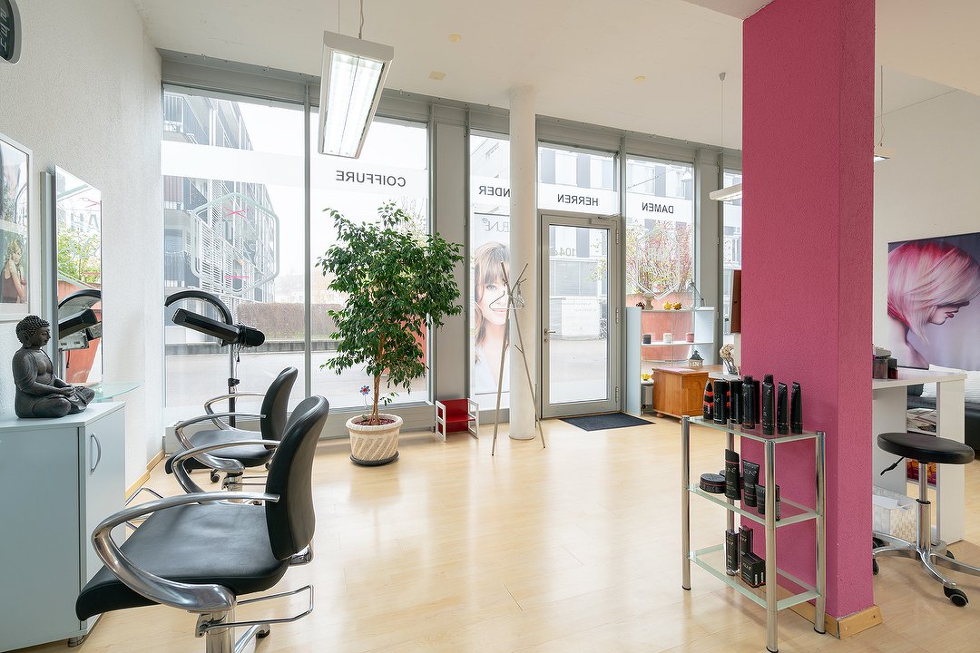 Hair Station Coiffure, Kreis 11, Zürich