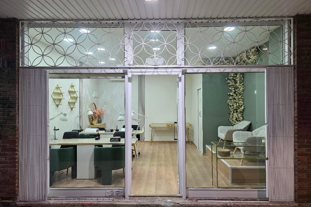 Estudio 84 Nails Art, Carretera del Plantío, Comunidad de Madrid