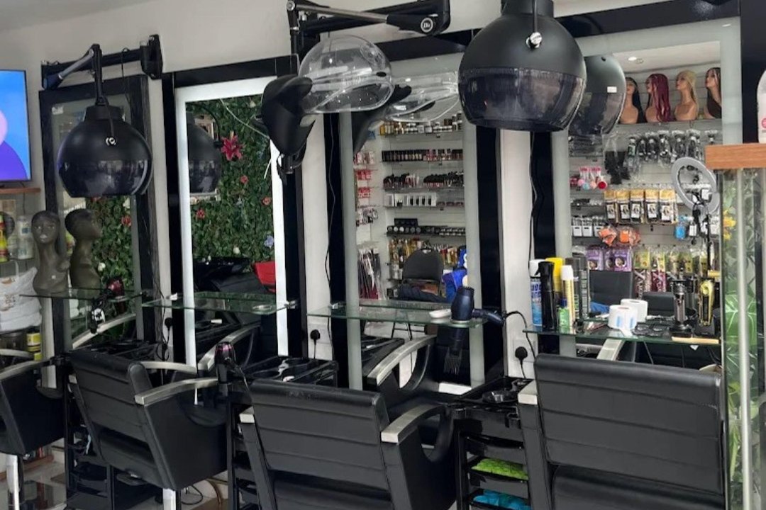 EL-PEE BEAUTY WORLD, Dagenham Heathway, London