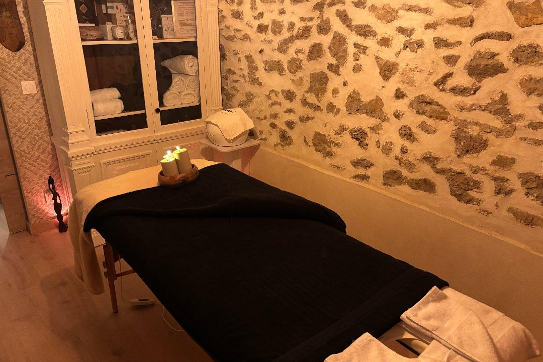 À fleur de mains massages bien-être, Nanteuil-lès-Meaux, Seine-et-Marne