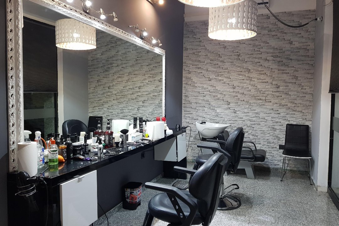 Salon Oasis Style & Hair, Rho, Lombardia