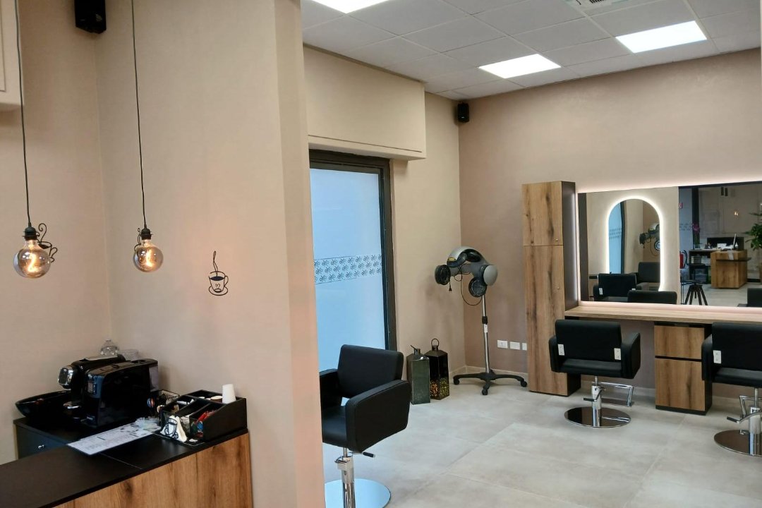 Vannini parrucchieri, Pisa