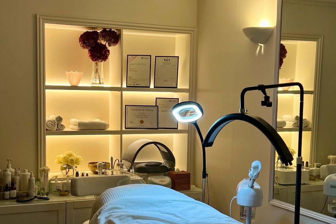 5 Cavendish - Skin Studio, St Johns Wood, London