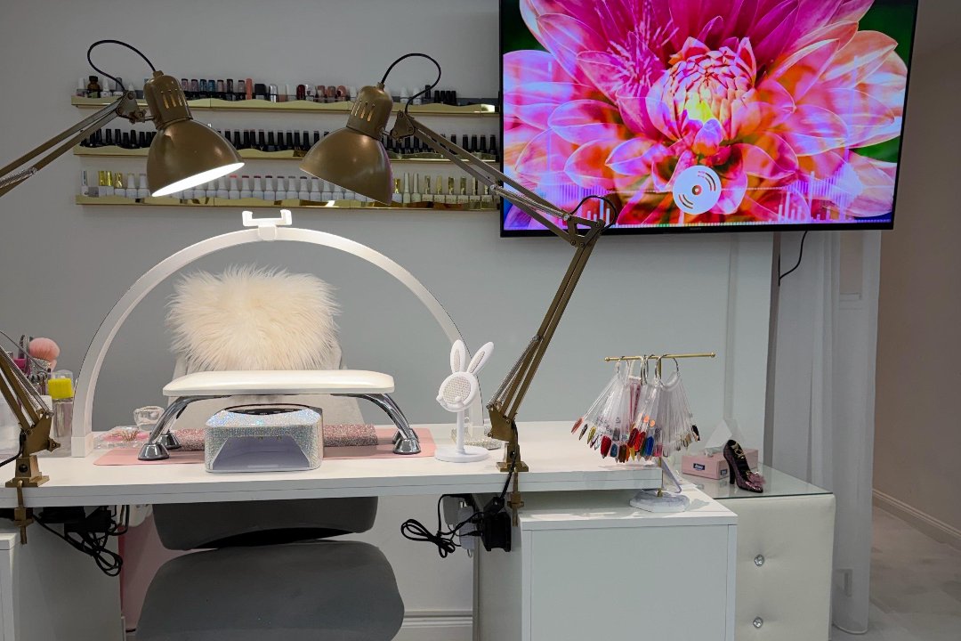 Luna Beauty, Bergdietikon, Kanton Aargau