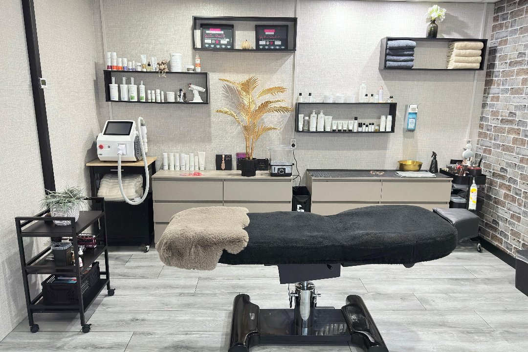 Salon Jaqueline, Hardinxveld-Giessendam, Hardinxveld-Giessendam, Zuid-Holland