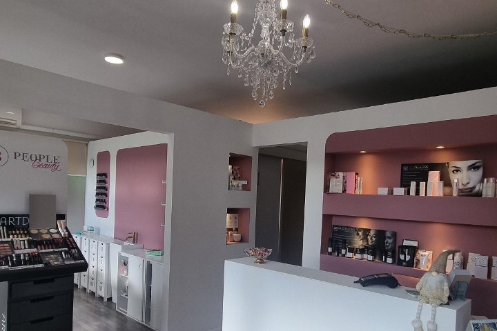 People Beauty - Onglerie Firenze - Photo de galerie - OneBooking
