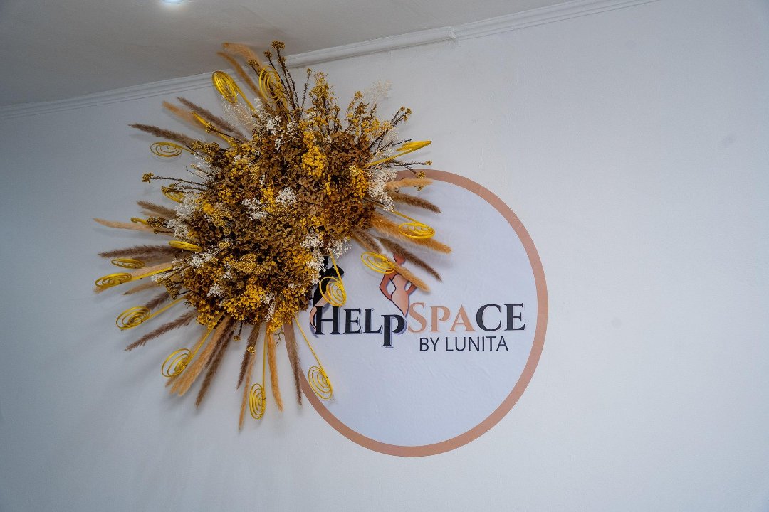 Help Space By Lunita, La Nova Esquerra de l'Eixample, Barcelona