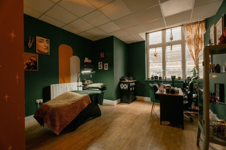 Oracle Beauty | Beauty Salon in Newcastle-upon-Tyne - Treatwell