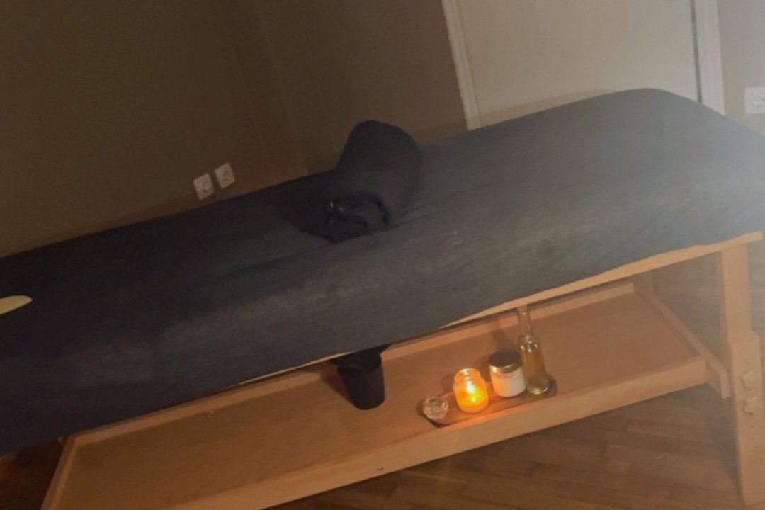 Life massage, Kolonos, Αθήνα