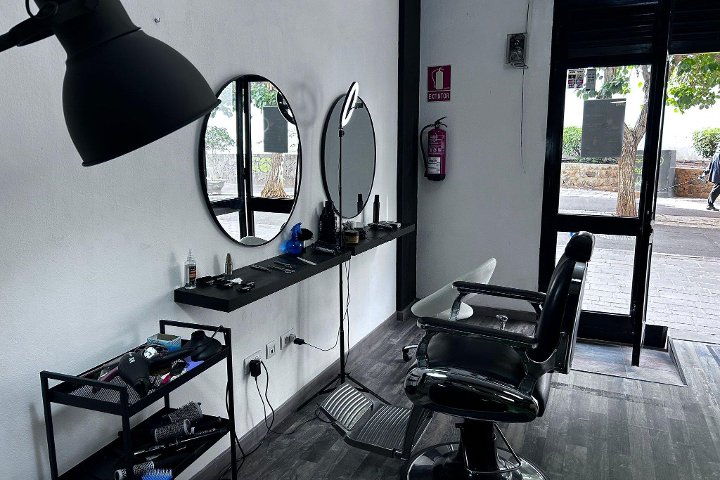 GABRIEL MANTI STUDIO - BELLEZA & ESTILO - Barbier Santa Cruz de Tenerife - Photo de galerie - OneBooking