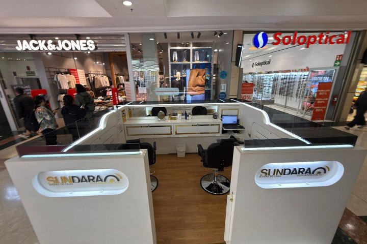 Sundara - C.C. Meridiano - Barbier Santa Cruz de Tenerife - Photo de couverture - OneBooking