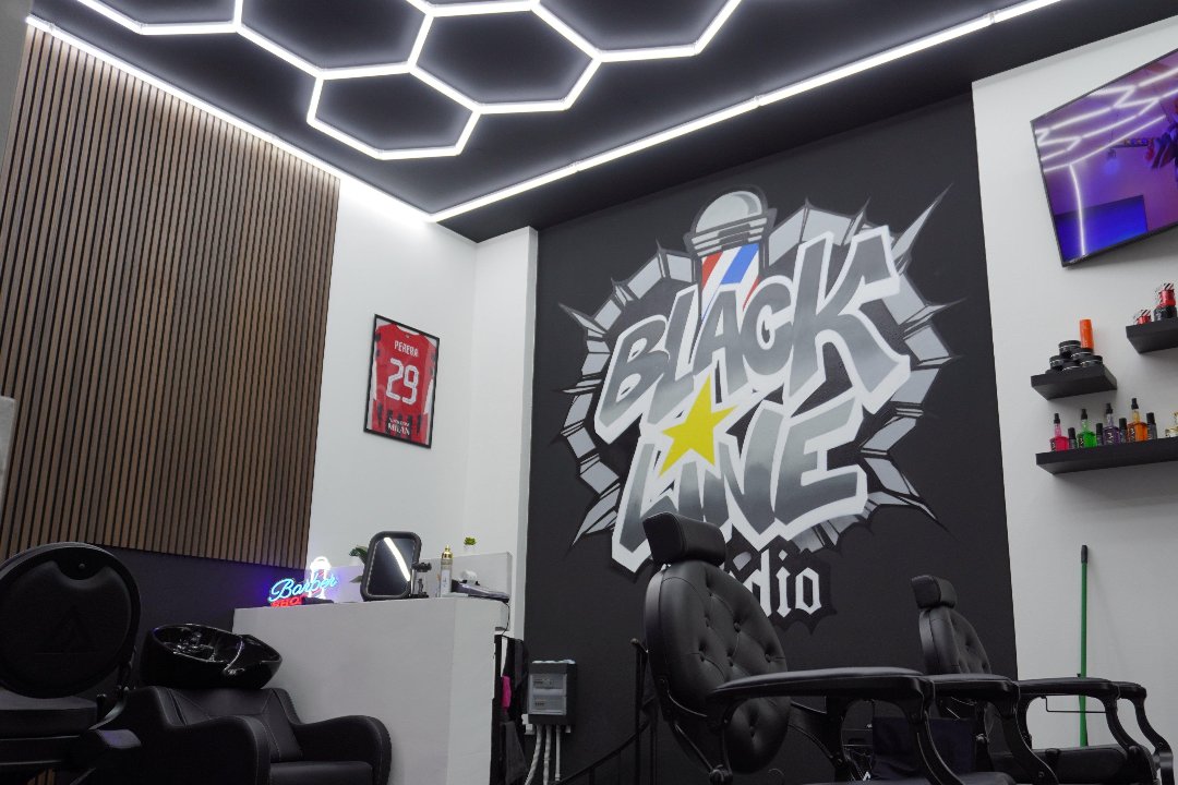 Blackline Barbershop, Barona, Milano