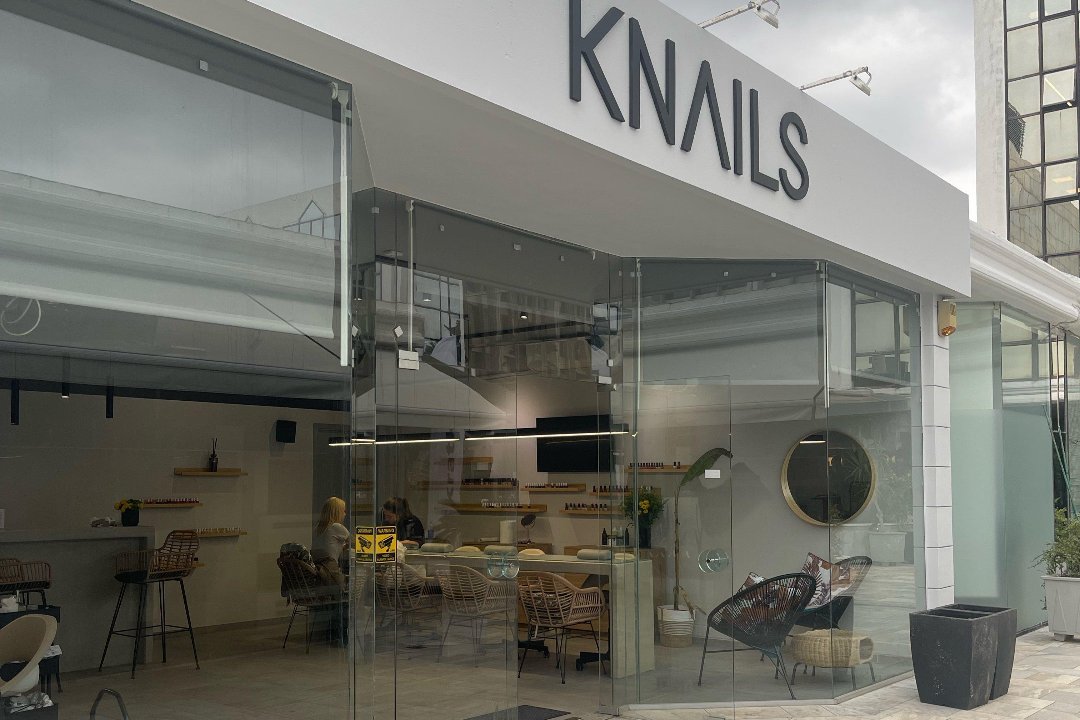 Knails Marousi, Marousi, Αττική