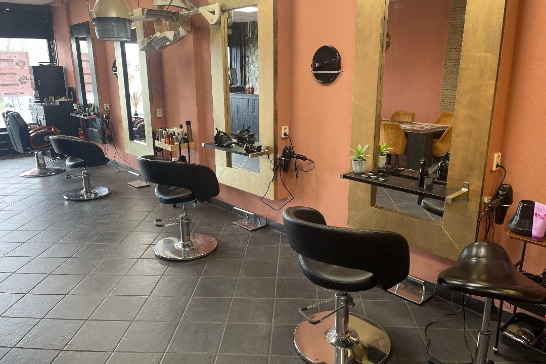 Shine hair&beauty Drachten, Drachten, Friesland