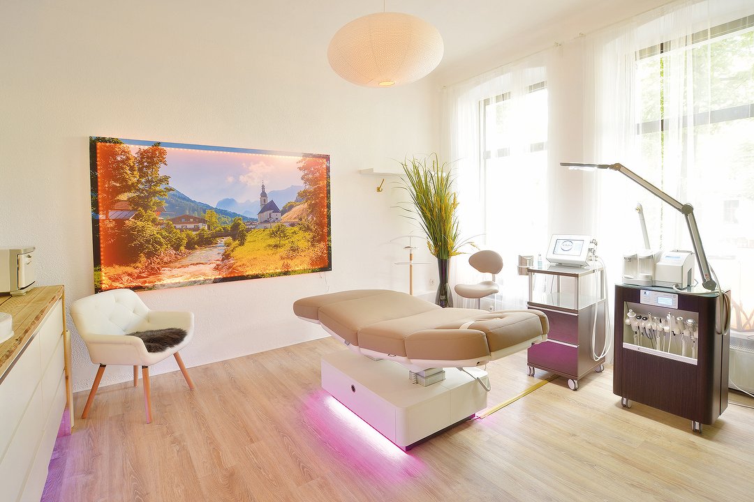 Natura Cosmetic & Wellness Institut, Köpenick, Berlin