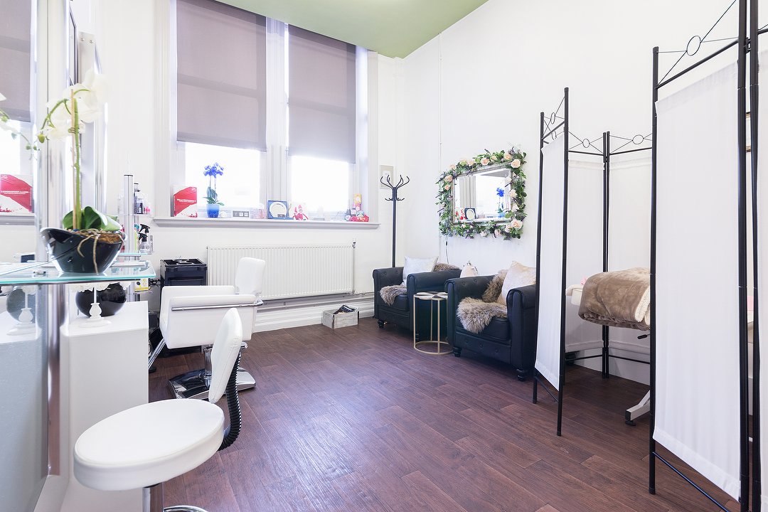 TM Bellas Hair, Tottenham, London