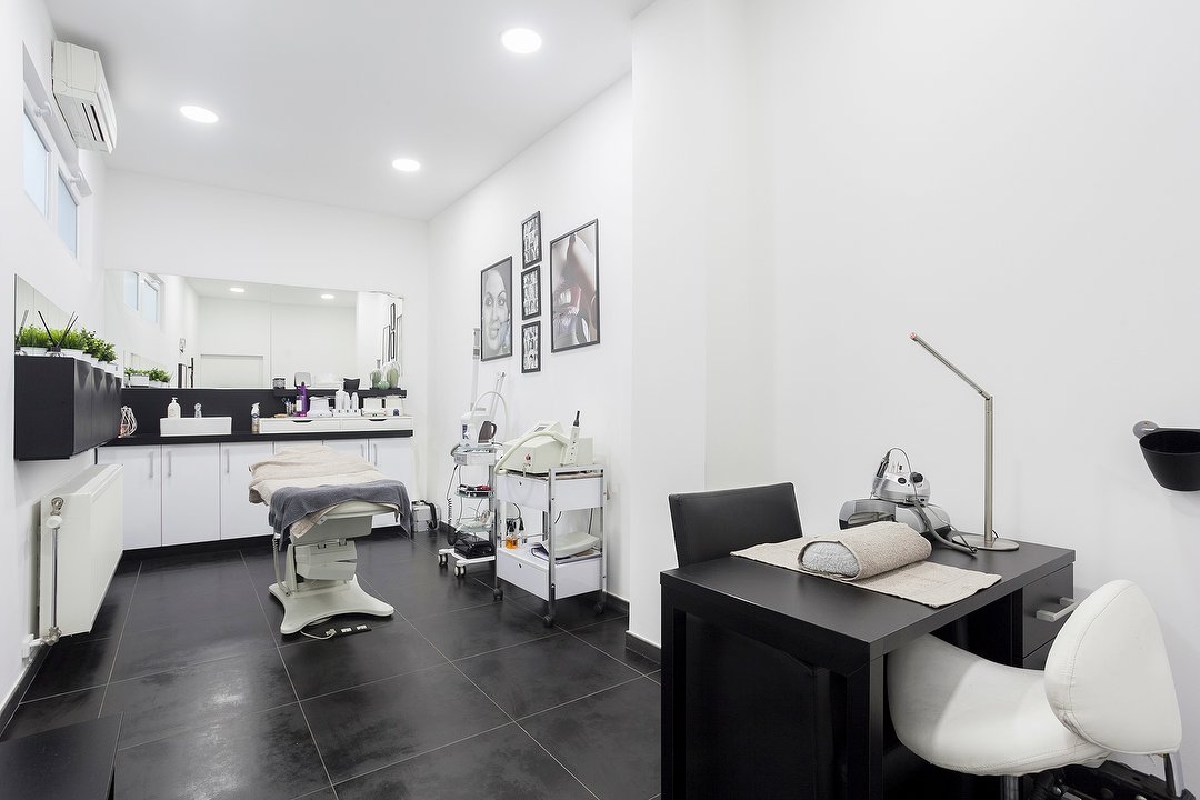 Bas Beauty Salon, Borgerhout, Anvers