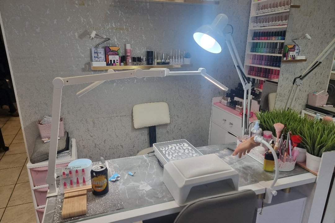 Happynailsbyjulia, Tufnell Park, London